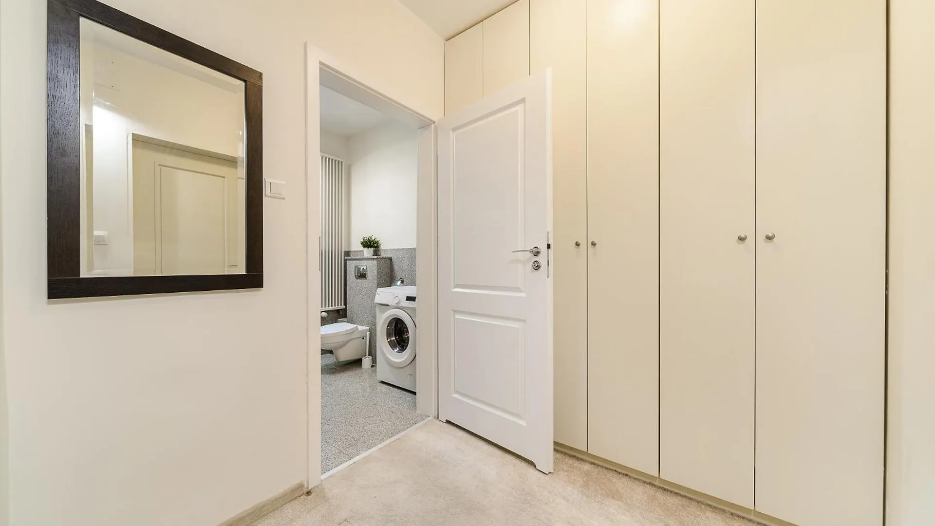 ורשה Zygmunta Slominskiego 5 - P&O Apartments 0*,  פולין